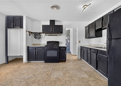 3421 Lillis Circle - Photo 1