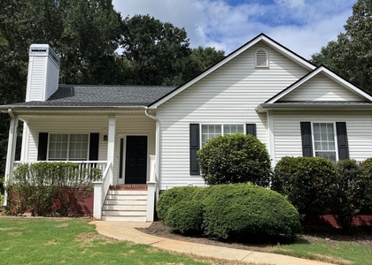 214 Piedmont Drive - Photo 1