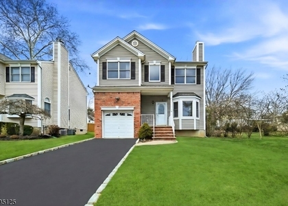 17 Grove St - Photo 1