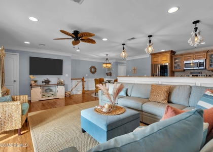 101 New Jersey Avenue - Photo 1