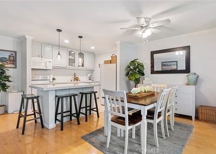 635 S Prospect Avenue - Photo 1