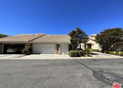 1439 Allin Lane - Photo 1