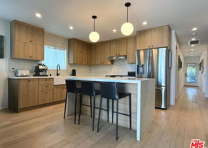 3607 Potomac Avenue - Photo 1