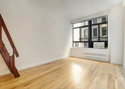 East 8th Street - Photo 1