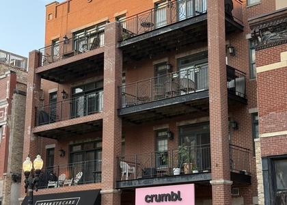 1513 N Milwaukee Avenue - Photo 1