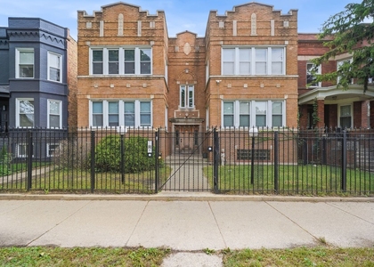 6945 S Calumet Avenue - Photo 1