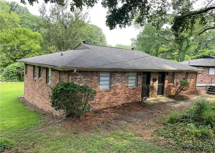 2906 Skyland Drive Ne - Photo 1