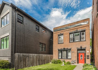 4829 S Champlain Avenue - Photo 1