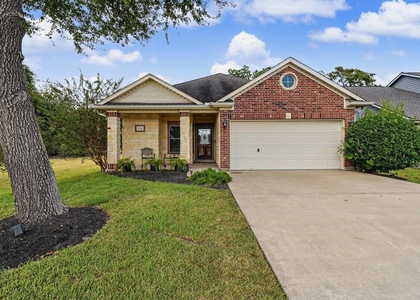 2538 S Park Avenue - Photo 1