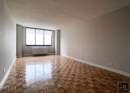 East 95th Street - Photo 1