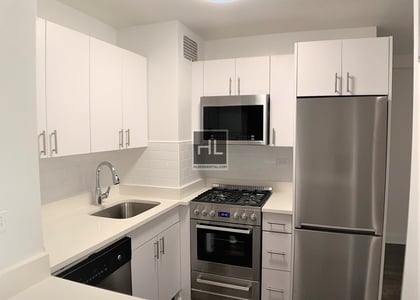 5 Avenue - Photo 1