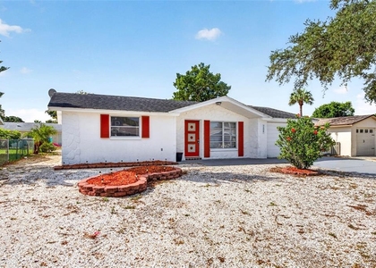 7804 Hawthorn Drive - Photo 1