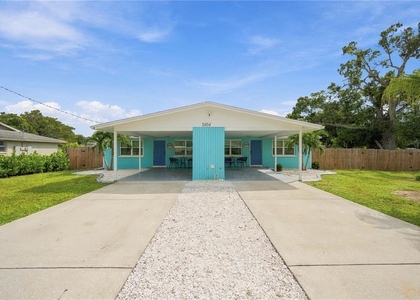 1004 67th Avenue W - Photo 1