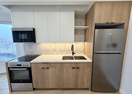 1615 Cedar Street - Photo 1