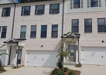 607 Rose Hill Lane - Photo 1