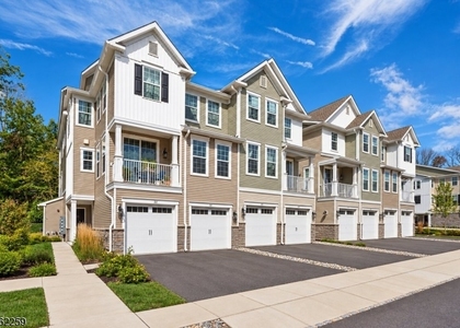 161 Jasmine Drive - Photo 1
