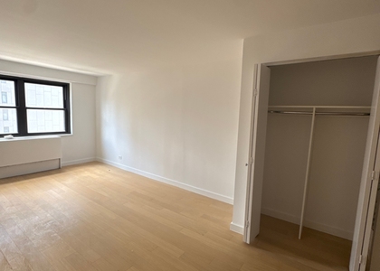 East 39th Street - Photo 1