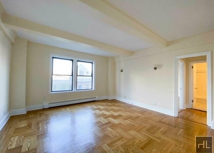 West 79 Street - Photo 1