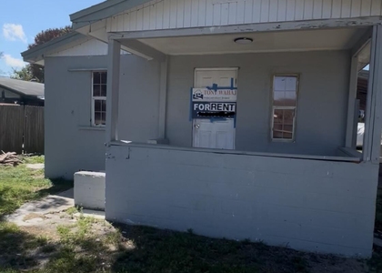 2409 Avenue M - Photo 1