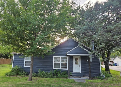 401 S Arizona Drive - Photo 1