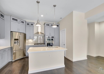 1211 Beaconsfield Lane - Photo 1