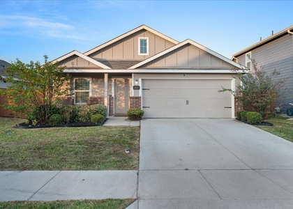 2918 Acacia Drive - Photo 1