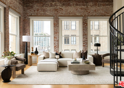253 S Broadway - Photo 1
