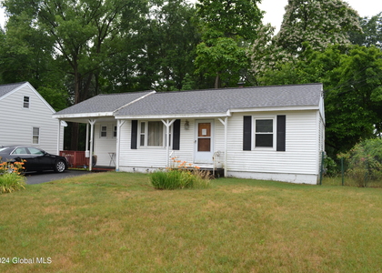 42 Oakwood Drive - Photo 1