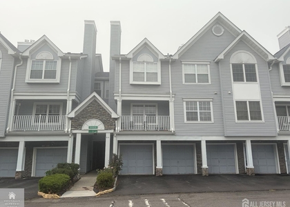215 Prestwick Way - Photo 1