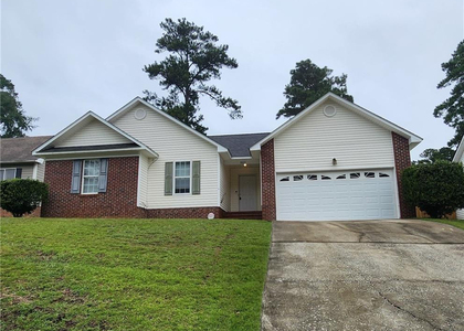 1825 Swann Street - Photo 1