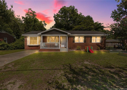 6142 Wynnwood Drive - Photo 1
