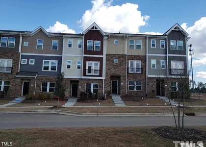 319 King Closer Drive - Photo 1