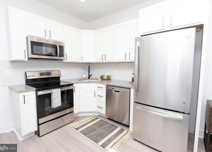 1742 Fleet Street - Photo 1