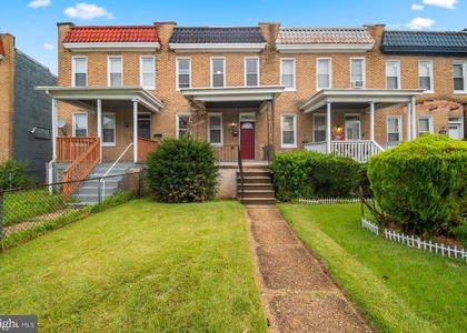 4953 Edgemere Avenue - Photo 1