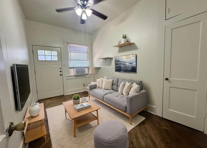 106 W 38th St - Photo 1