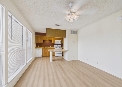 3115 Helms St - Photo 1