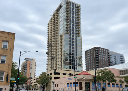 1212 N Lasalle Street - Photo 1
