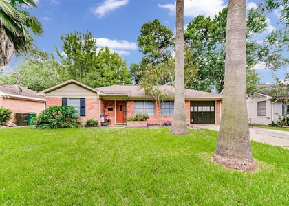 2219 Wakefield Drive - Photo 1