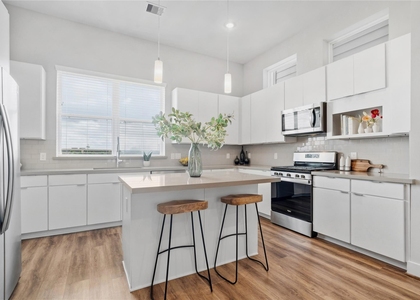 1284 N Post Oak Road - Photo 1