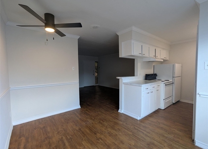 918 Heights Boulevard - Photo 1