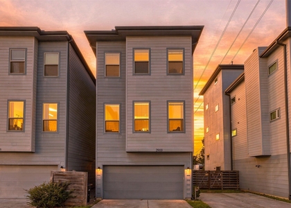 2903 Blodgett Street - Photo 1