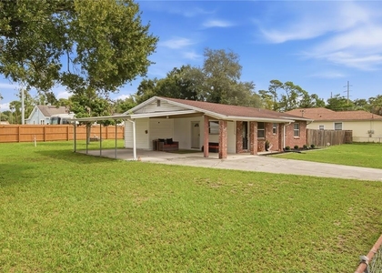 2112 E Nedro Road - Photo 1