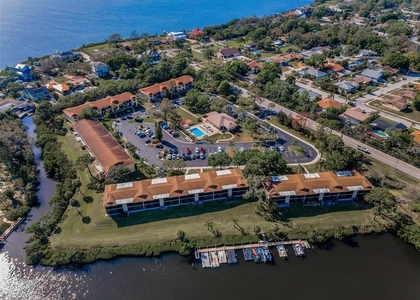 1613 Seascape Circle - Photo 1
