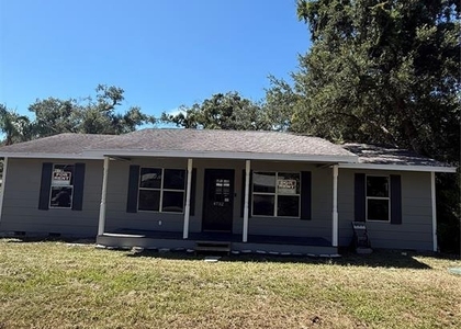 4732 Violet Avenue - Photo 1
