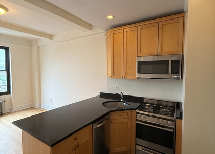 2nd Avenue - Photo 1