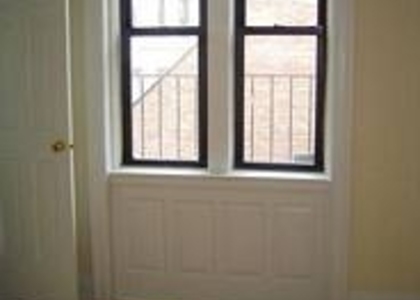 West 45th Street - Photo 1