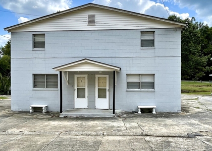 306 E Moore Street - Photo 1