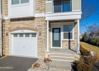 221 Brighton Avenue - Photo 1