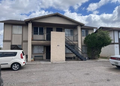 1809 N Spring -- - Photo 1