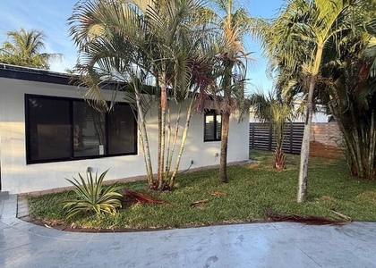 1449 Se 8th Street - Photo 1
